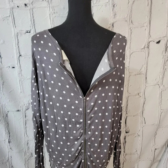 Zara Basic‎ Long Sleeve T-Shirt Gray White Polka Dot Zipper Back Pullover Tee M - Picture 6 of 9